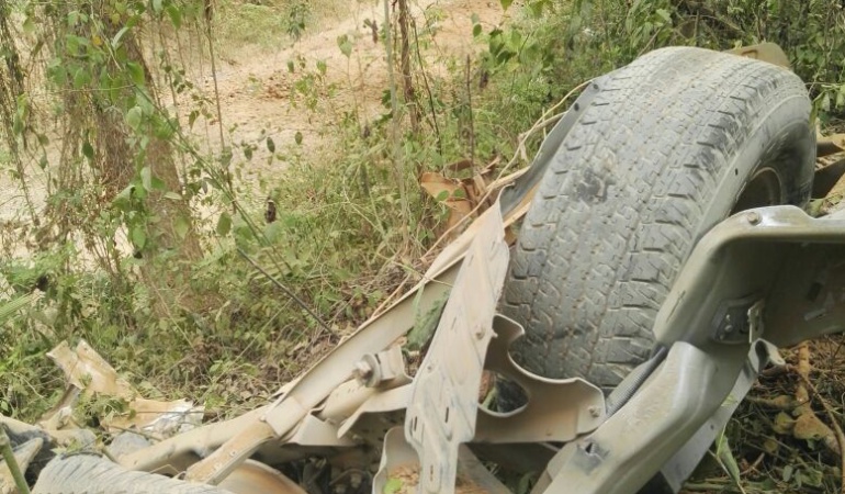 Ocho policías muertos en ataque a patrulla de restitución de tierras