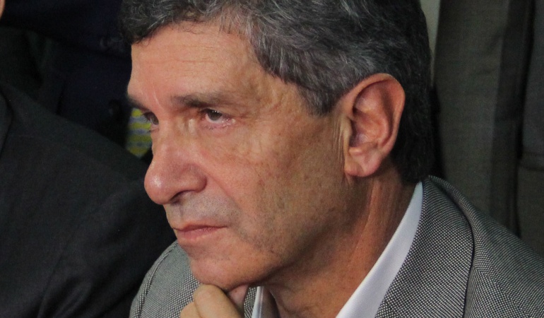 Salud de Rafael Pardo ministro: La operación de Rafael Pardo fue exitosa; sería dado de alta en una semana