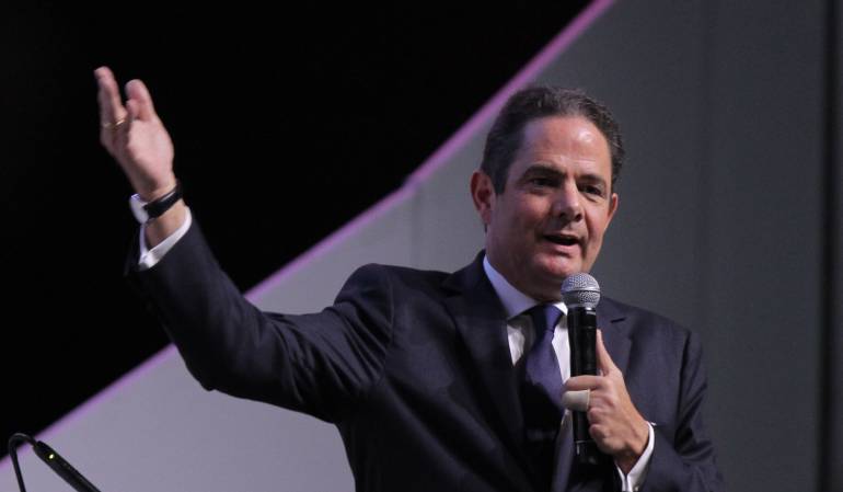Apoyo de congresistas Conservadores a Vargas Lleras: El conservatismo irá dividido a las elecciones presidenciales