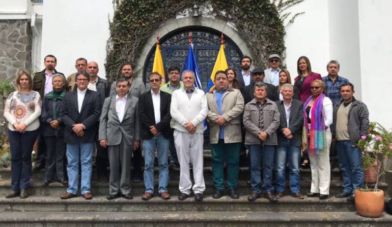 Diálogos de paz Eln: Chile se ofrece como sede de diálogos de paz con Eln