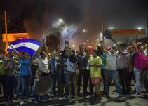 Diez muertos en protestas por reformas a la seguridad social en Nicaragua