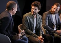 El profesor de 'La casa de papel' quiere ser como Schwarzenegger