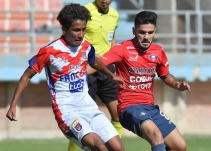 Juego en Bolivia se suspendió tras 5 lesionados de equipo que perdía 7-0