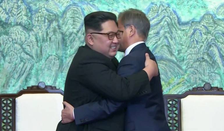 A la paz y desnuclearización se comprometieron las dos Coreas