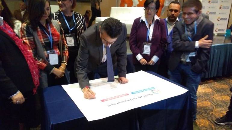 Sistema salud en Colombia: Se firmó el Pacto por la Transparencia en la salud