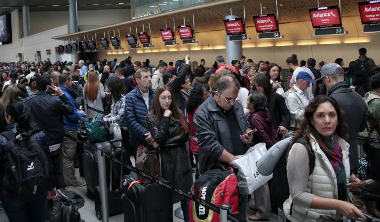 Polémica por cancelación de vuelos de avianca en Bogotá: Avianca canceló 8 vuelos desde y hacia Europa argumentando mal tiempo