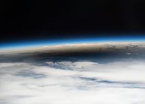 Hallado un planeta fuera del Sistema Solar que no tiene nubes