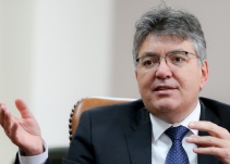 La firma Fitch mantiene calificación de Colombia en triple B
