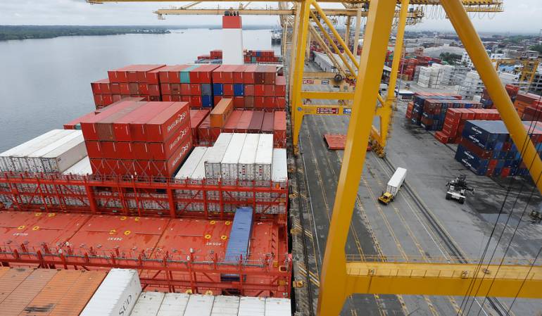 Importaciones Variadas: En marzo las importaciones presentaron una variación anual de -5,3%