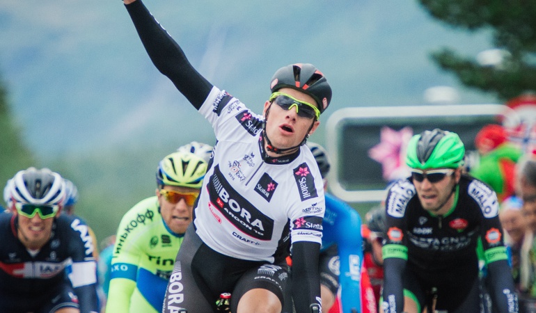 Giro de Italia etapa 12 Giro de Italia: Sam Bennett gana la etapa 12 del Giro de Italia