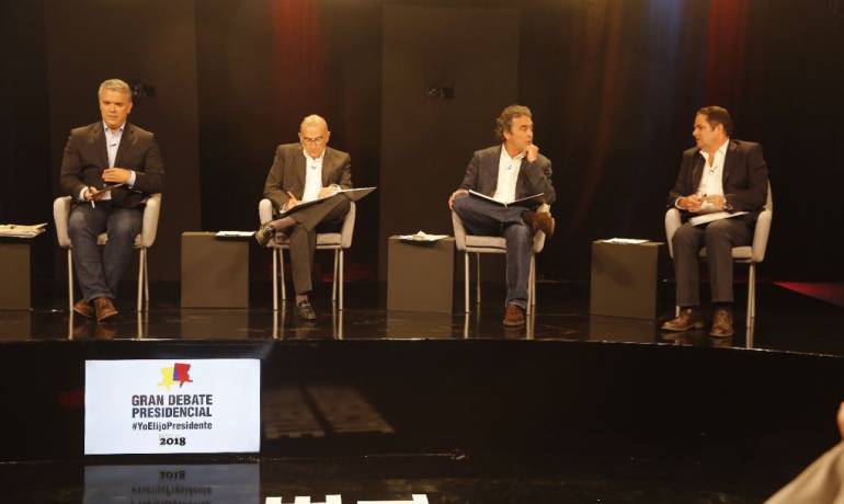 Elecciones Venezuela: Candidatos presidenciales desconocen resultados electorales en Venenezuela