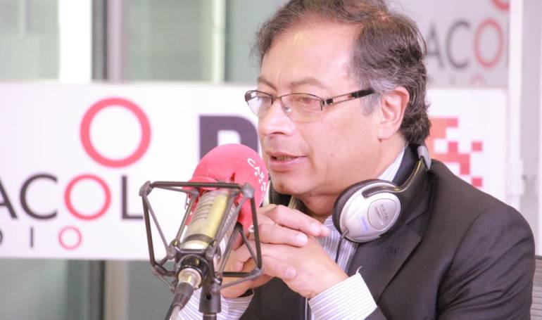 Petro Voto en Blanco: Petro defendió en 2010 el voto en blanco que ahora ataca