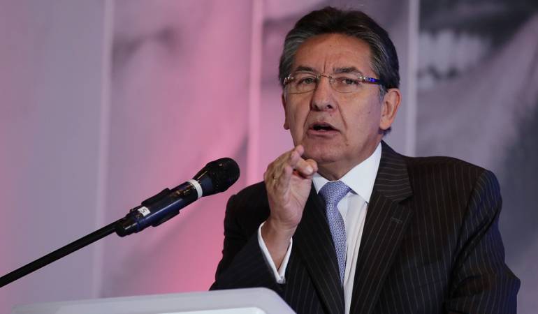 Néstor Humberto Martínez, Fiscal general de la nación.