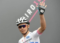 'Superman' López asciende al tercer puesto del Giro; Nieve gana la etapa 20