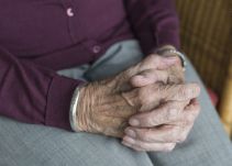 Parejas o hijos maltratadores podrán ser desheredados