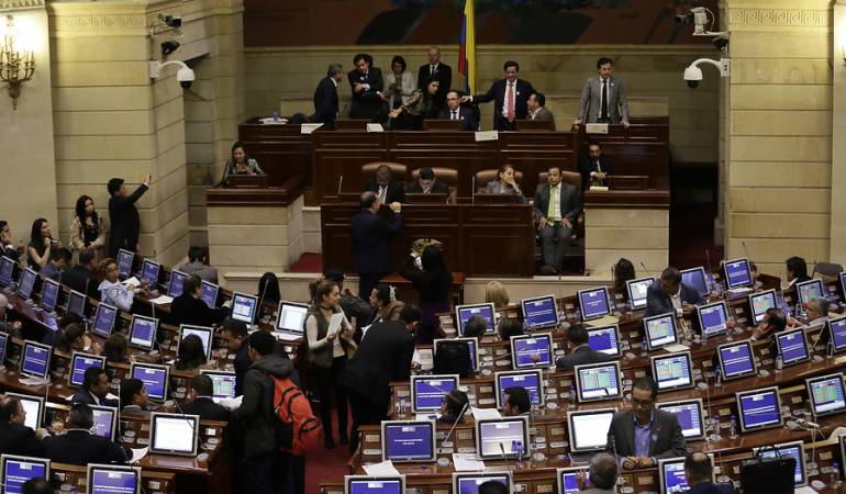 Curules Víctimas: Se hundió de nuevo proyecto de curules para las víctimas
