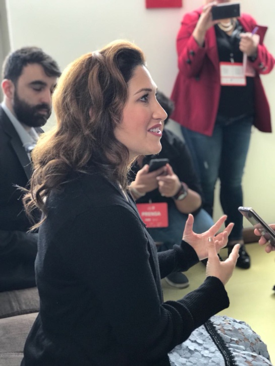 Facebook Mark Zuckerberg: Randi Zuckerberg: "Tener una voz auténtica es la mejor forma de actuar" Facebook Mark Zuckerberg: Randi Zuckerberg: "Tener una voz auténtica es la mejor forma de actuar"