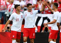 Polonia, rival de Colombia, goleó 4-0 a Lituania