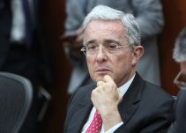 "Sería grave si es verdad": Uribe sobre compra de votos en su partido