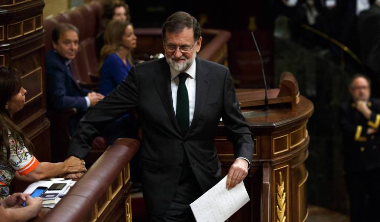 congreso español: Rajoy renuncia como diputado en España