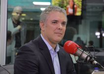 Duque gana su primer pulso y aplazan ley de procedimiento de la JEP