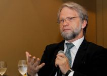 CNE definirá sobre curul de Mockus la próxima semana