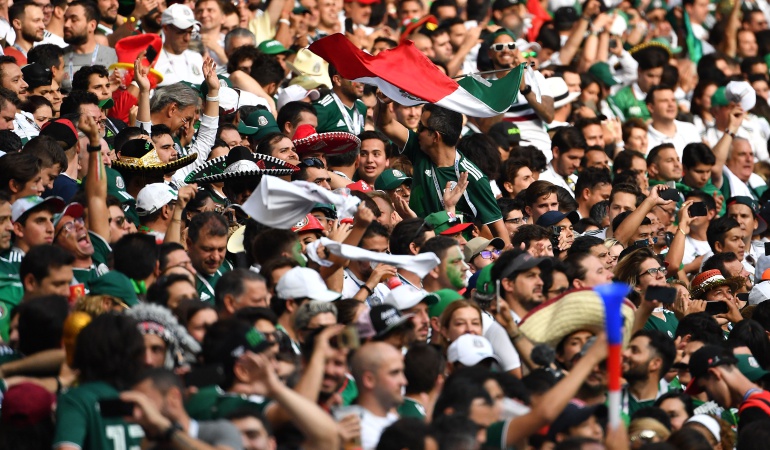 Mundial 2018 Juan Carlos Osorio: Hinchas mexicanos le cantan al 'profe Osorio' tras victoria ante Corea
