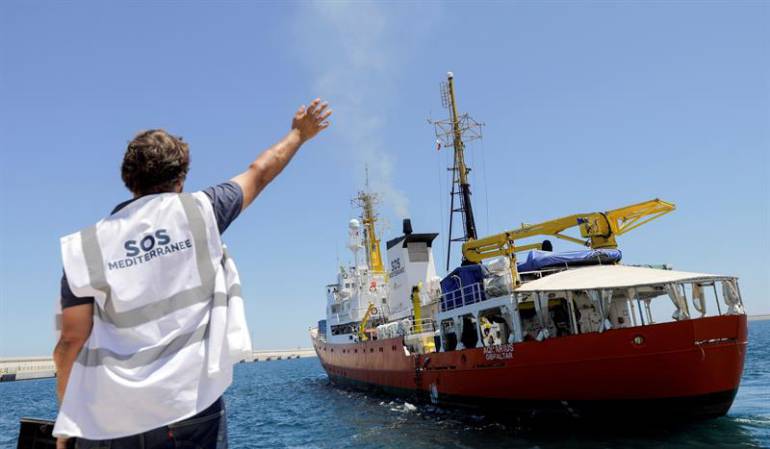 A un día de la eurocumbre, 400 migrantes son rescatados en España