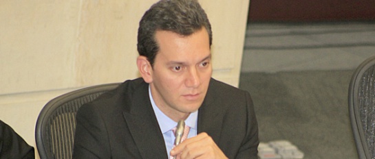 Criticas del uribismo a protesta por asesinato de líderes sociales: El polémico trino de un senador Uribista criticando la #VelatónPorLaVida Criticas del uribismo a protesta por asesinato de líderes sociales: El polémico trino de un senador Uribista criticando la #VelatónPorLaVida