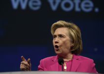 Imputan en USA a 12 agentes rusos por 'hackear' campaña de Hillary Clinton