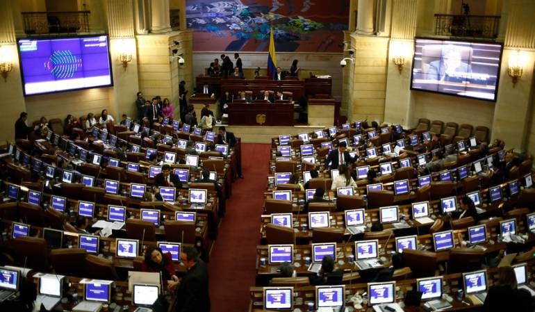 Reducción vacaciones congresistas: Denuncian que proyecto que reduce vacaciones a congresistas está engavetado Reducción vacaciones congresistas: Denuncian que proyecto que reduce vacaciones a congresistas está engavetado