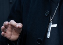 Fiscal de Nueva York abre investigación sobre abusos a menores en iglesia