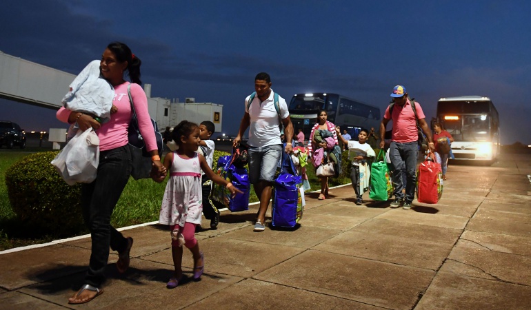 Venezolanos.