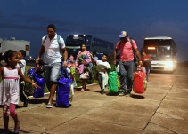 Salario mínimo en Venezuela no alcanza ni para una lata de atún