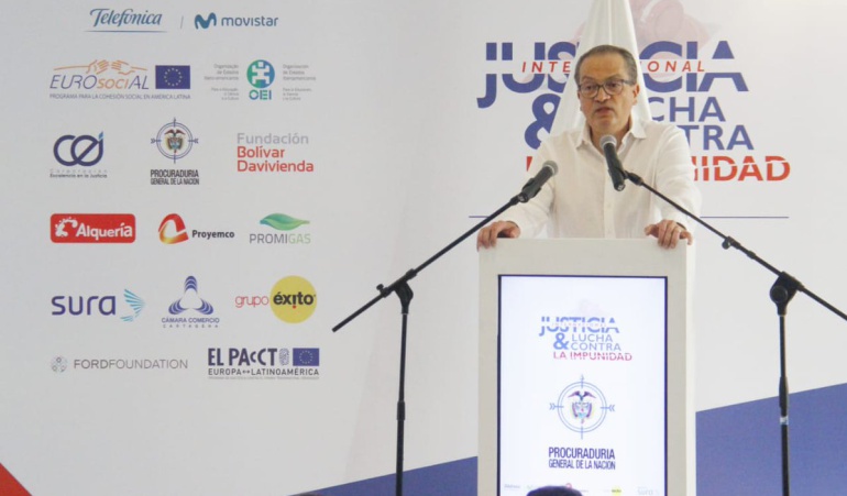 Fernando Carrillo.