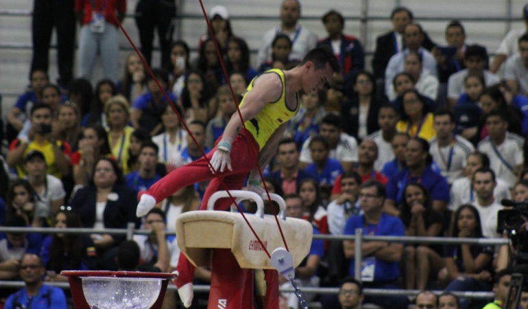 Jossimar Calvo medalla de oro: Jossimar Calvo obtuvo medalla de oro con una brillante actuación
