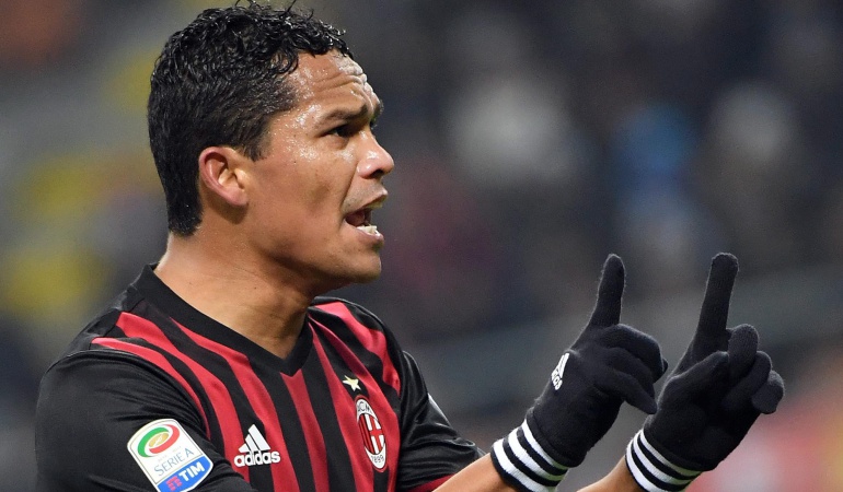Carlos Bacca Milan futuro: Bacca: "Tengo que presentarme al Milan, pero seguramente ahí no me quedaré"