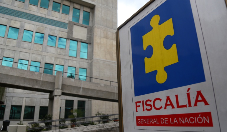 Investigación contra el abogado Diego Cadena y la fiscal Hilda Niño: Llegó a la Fiscalía proceso contra dos implicados en el caso Uribe