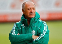 Felipe Scolari regresa al banquillo del Palmeiras