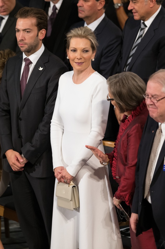 Tutina de Santos en recibimiento del Premio Noveln Tutina de Santos en recibimiento del Premio Noveln