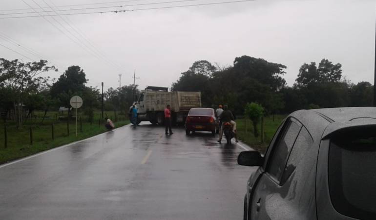 Acciones violentas en Arauca.: Dos ejes viales obstruidos por acciones de los violentos en Arauca