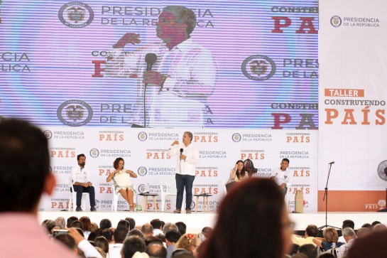Taller Construyendo País en Cundinamarca: Primer regaño de Duque a un alcalde y gobernador Taller Construyendo País en Cundinamarca: Primer regaño de Duque a un alcalde y gobernador