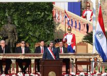 Mario Abdo Benítez toma juramento como nuevo presidente de Paraguay