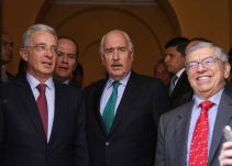 Uribe busca pacto de gobernabilidad para Iván Duque