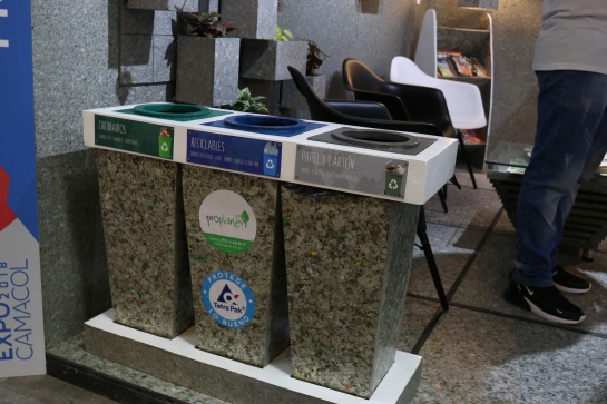 Proplanet convierte envases tetrapack en tejas y mobiliario Proplanet convierte envases tetrapack en tejas y mobiliario