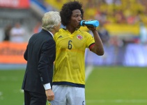 Carlos Sánchez: "Todo lo que pudo decir de Pékerman son cosas positivas"