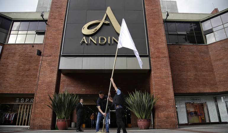 Atentado bomba, Centro Comercial Andino