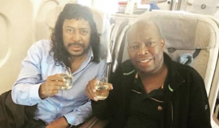 Cumpleaños de rene Higuita.: El bullying del “Tino” a Higuita en su cumpleaños