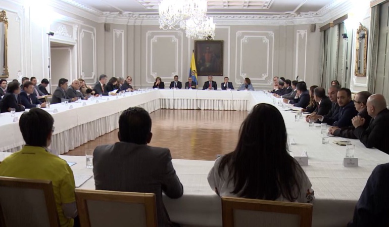 Medidas gubernamentales anticorrupción: Avanza reunión de Duque, promotores de consulta anticorrupción y partidos