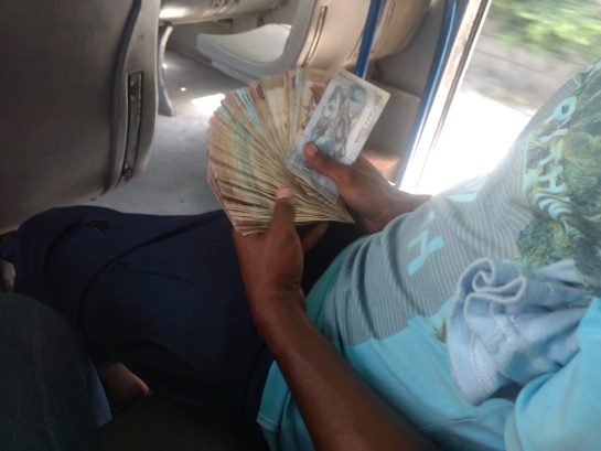Caminantes venezolanos: Aquí no tenemos tiempo ni de llorar: venezolanos en Santa Marta Caminantes venezolanos: Aquí no tenemos tiempo ni de llorar: venezolanos en Santa Marta